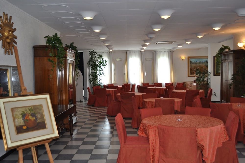 Hotel Oceano Peschiera del Garda Exterior foto